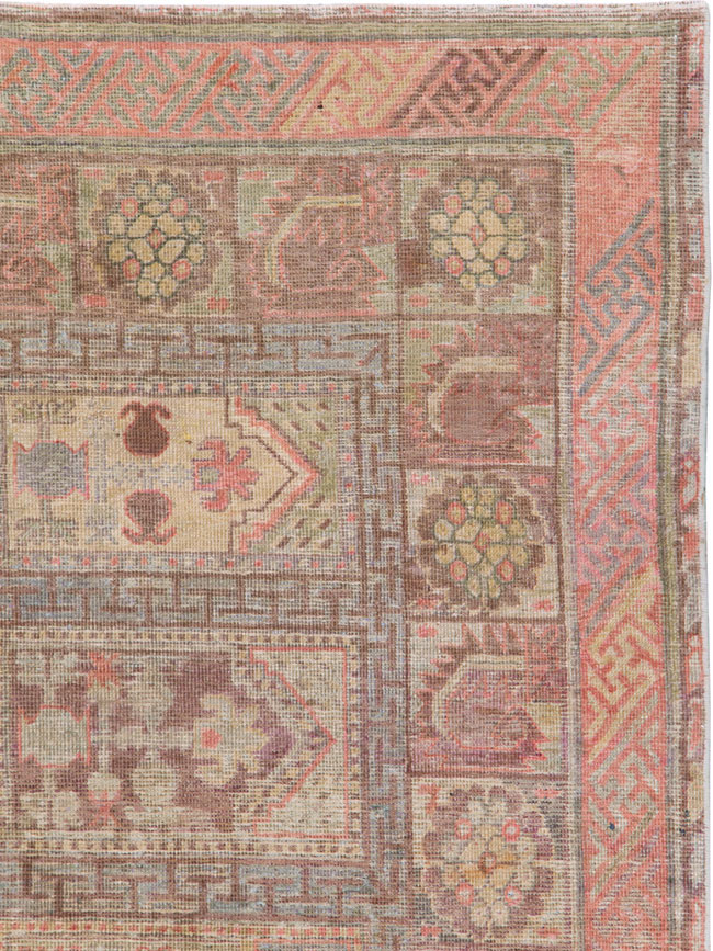 Antique East Turkestan Khotan Gallery Carpet, No.10772 - Galerie Shabab