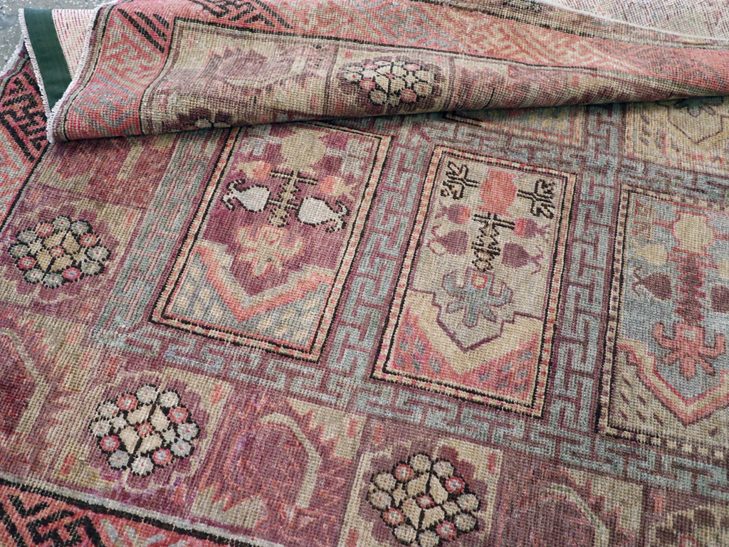 Antique East Turkestan Khotan Gallery Carpet, No.10772 - Galerie Shabab