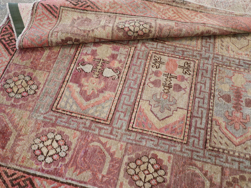Antique East Turkestan Khotan Gallery Carpet, No.10772 - Galerie Shabab