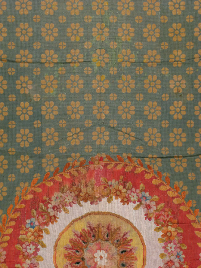 Antique English Needlepoint Carpet, No.10787 - Galerie Shabab