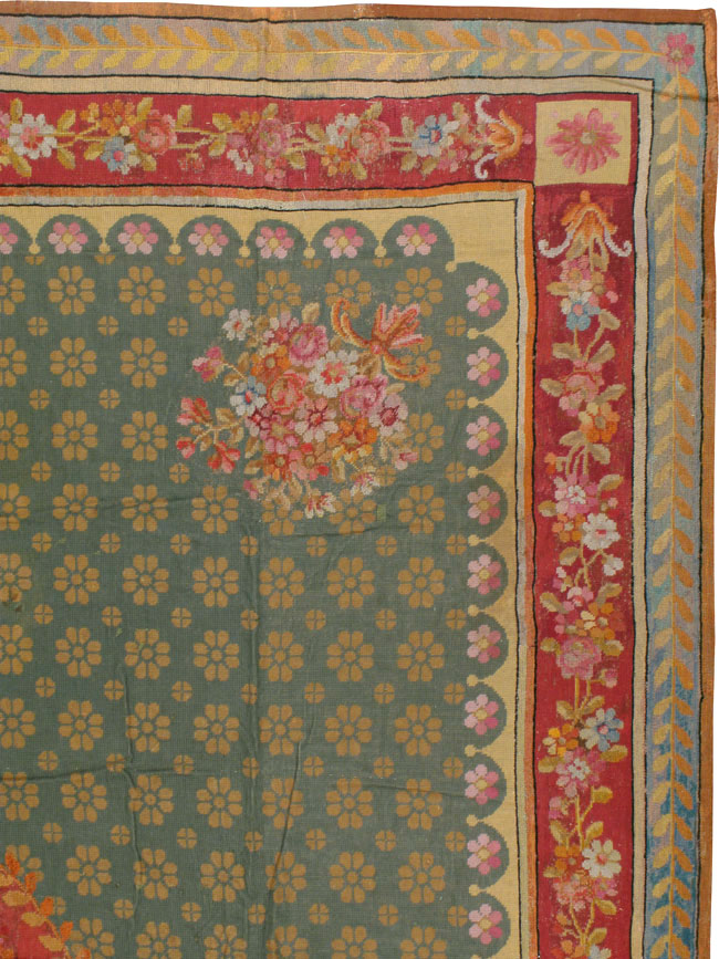 Antique English Needlepoint Carpet, No.10787 - Galerie Shabab