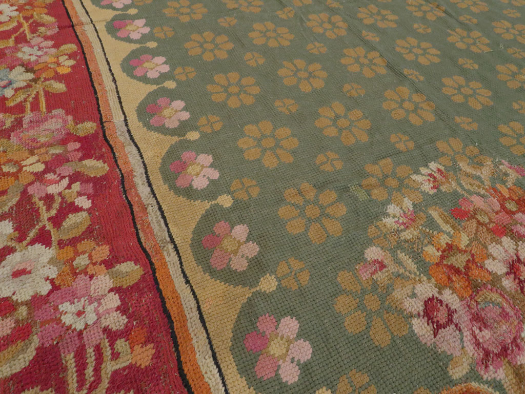 Antique English Needlepoint Carpet, No.10787 - Galerie Shabab