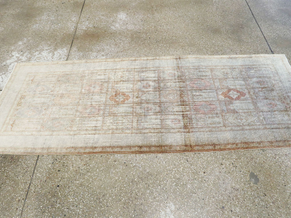 A Sivas Carpet, No.10789 - Galerie Shabab