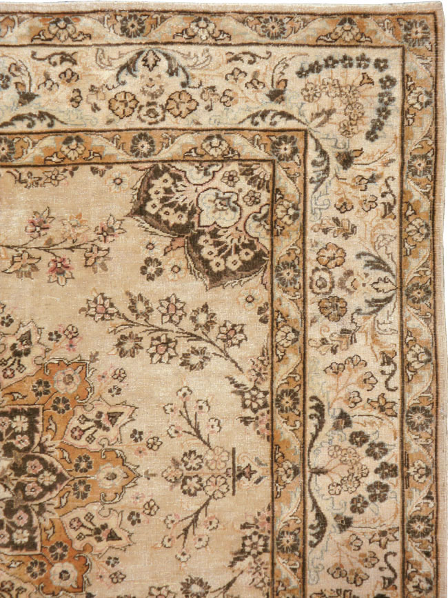 Antique Persian Tabriz Square Carpet, No.10795 - Galerie Shabab