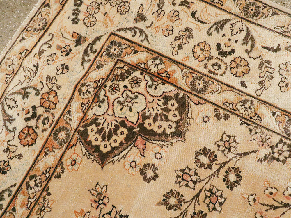 Antique Persian Tabriz Square Carpet, No.10795 - Galerie Shabab