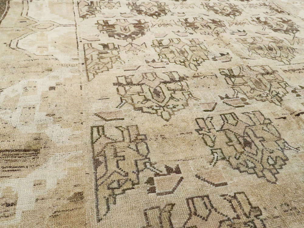 Vintage Persian Kurd Gallery Carpet, No.10800 - Galerie Shabab