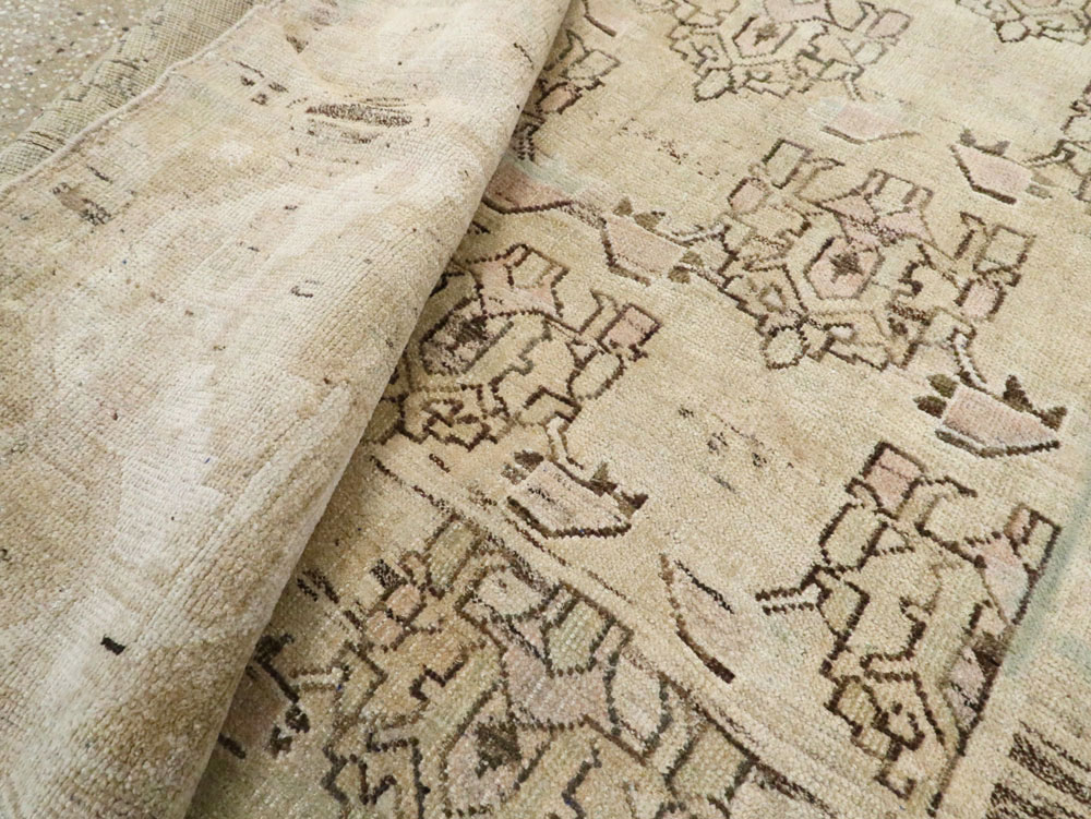 Vintage Persian Kurd Gallery Carpet, No.10800 - Galerie Shabab