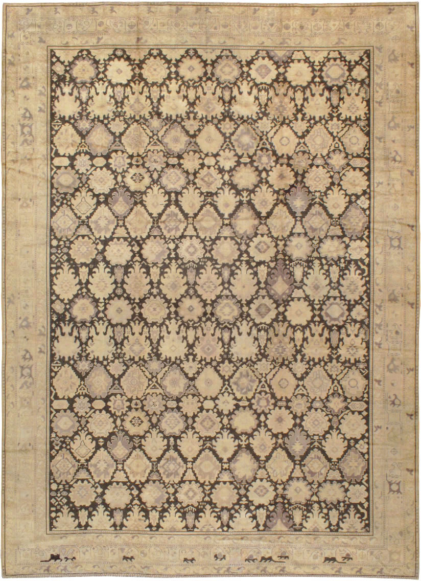 An Oushak Carpet, No.10806 - Galerie Shabab