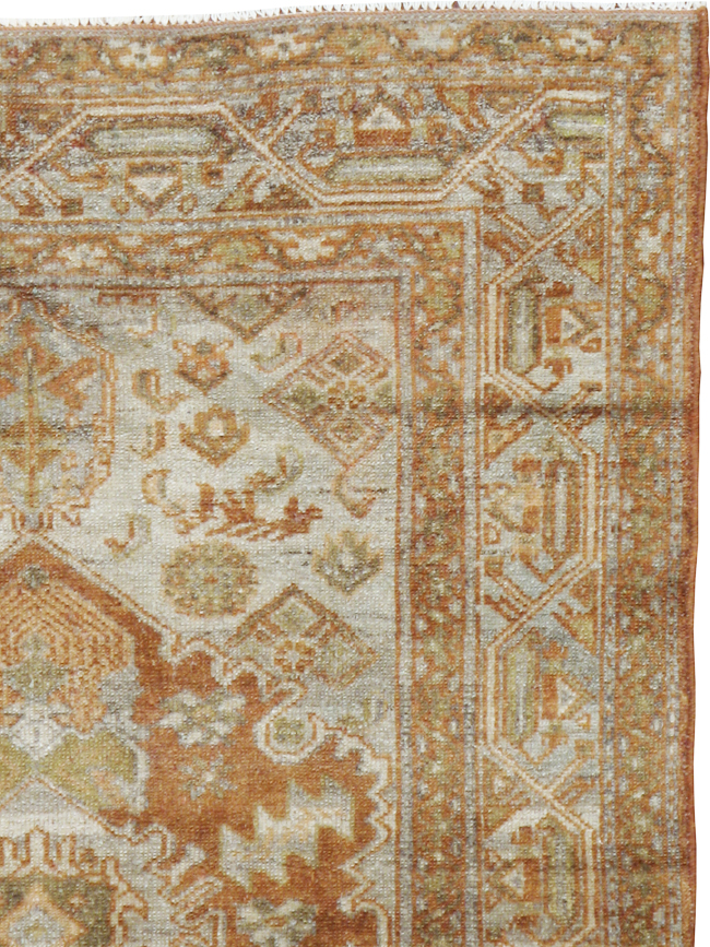 Antique Persian Malayer Throw Rug, No.10818 - Galerie Shabab
