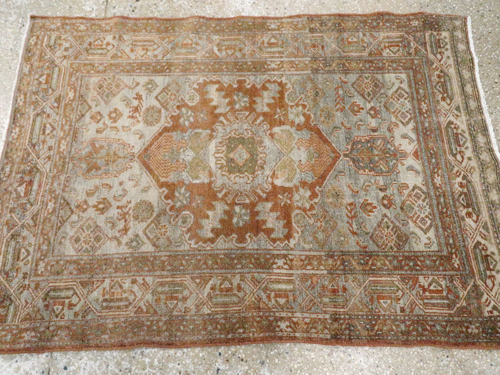 Antique Persian Malayer Throw Rug, No.10818 - Galerie Shabab