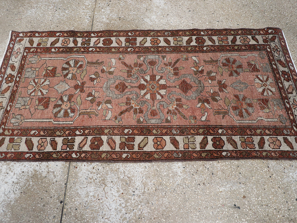 Antique Persian Malayer Rug, No.10856 - Galerie Shabab
