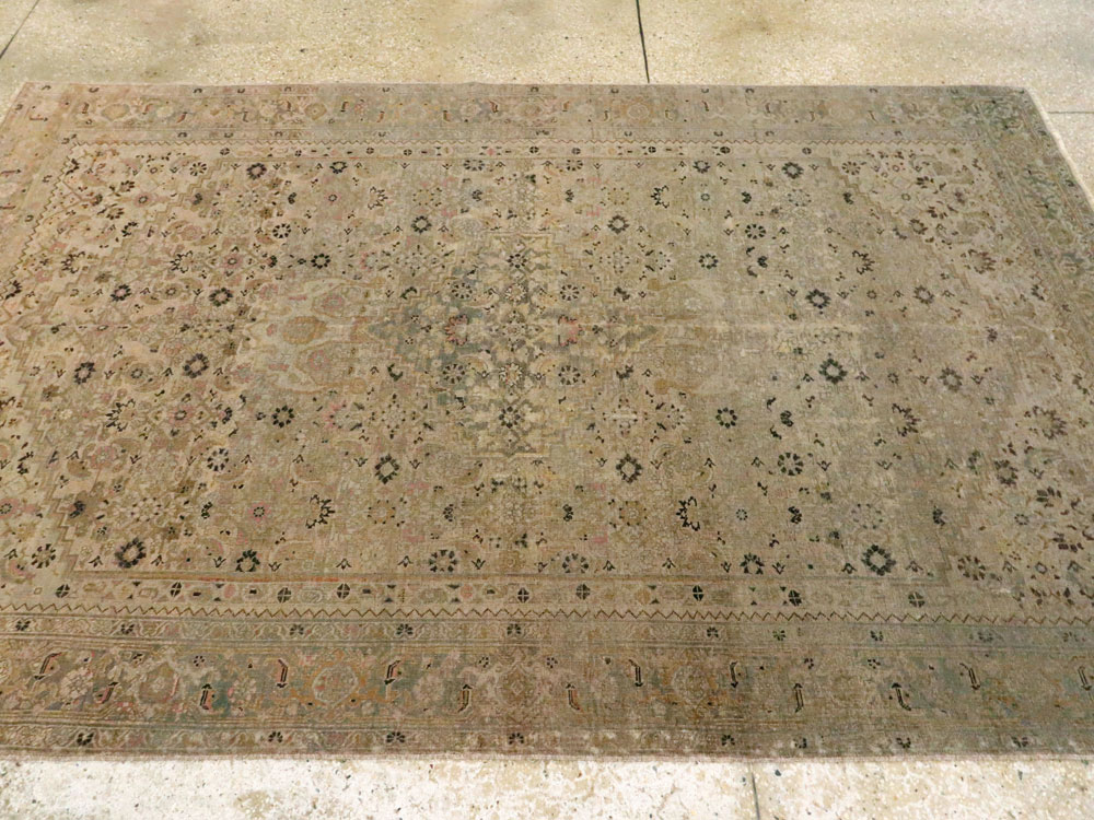 Antique Persian Bidjar Rug, No.10887 - Galerie Shabab