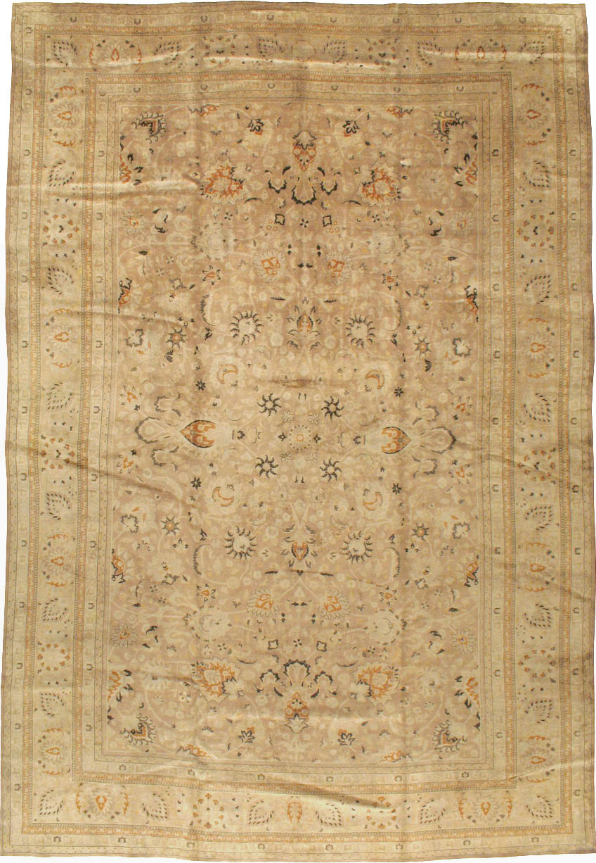 A Mashad Carpet, No.10924 - Galerie Shabab