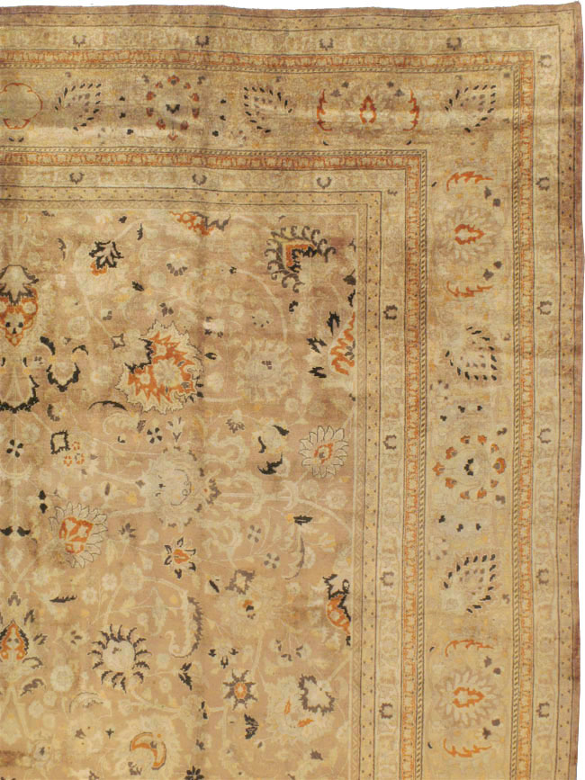 A Mashad Carpet, No.10924 - Galerie Shabab