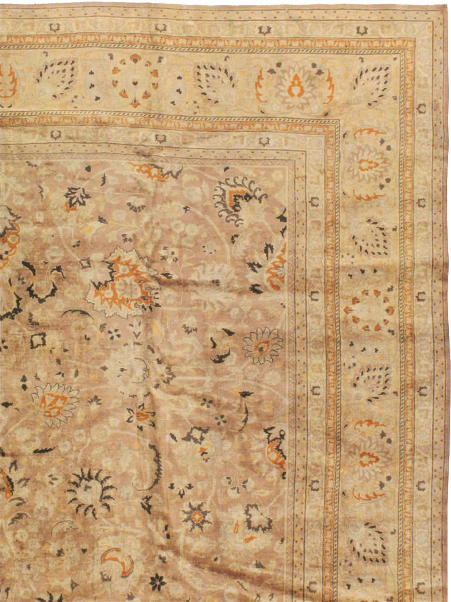A Mashad Carpet, No.10924 - Galerie Shabab