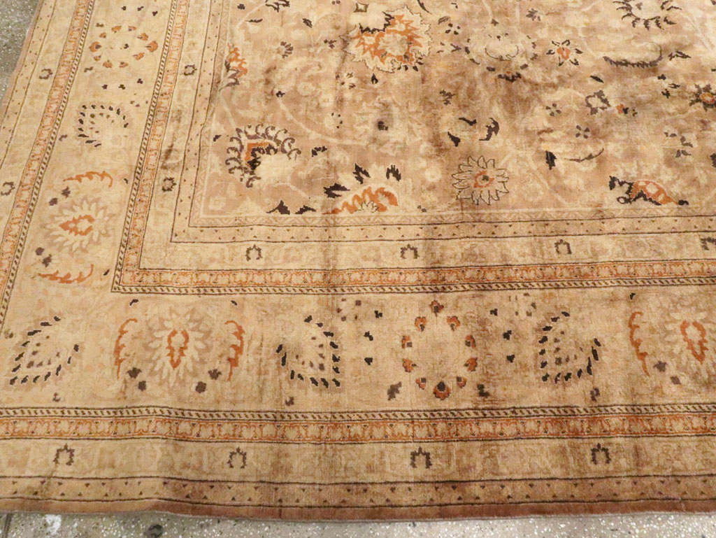 A Mashad Carpet, No.10924 - Galerie Shabab