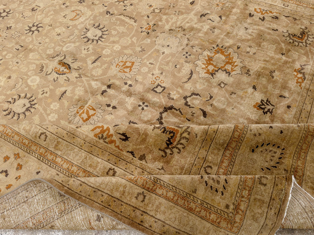 A Mashad Carpet, No.10924 - Galerie Shabab