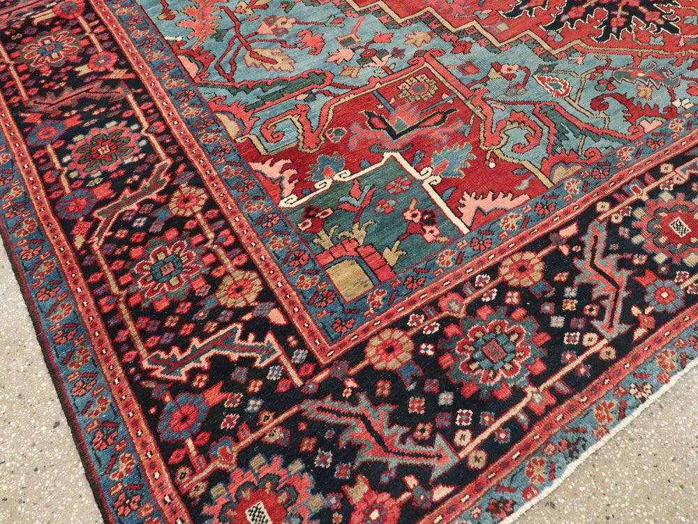 Antique Persian Heriz Carpet, No.10926 - Galerie Shabab