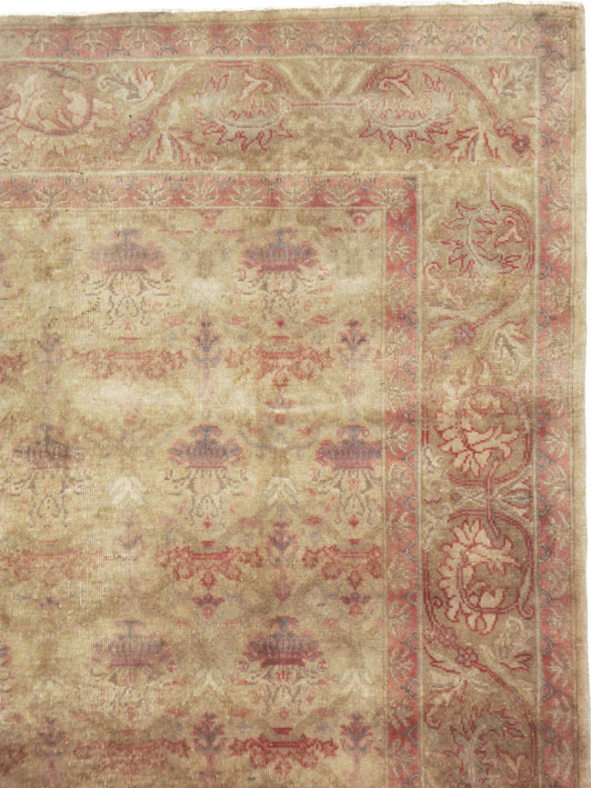 A Lahore Carpet, No.11036 - Galerie Shabab
