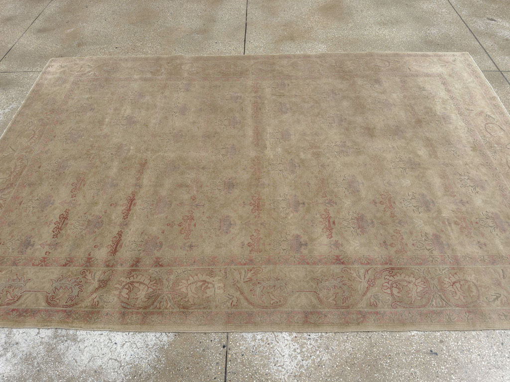 Antique Indian Lahore Accent Rug, No.11036 - Galerie Shabab