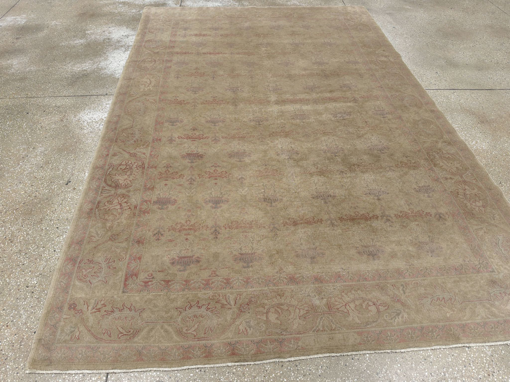 Antique Indian Lahore Accent Rug, No.11036 - Galerie Shabab
