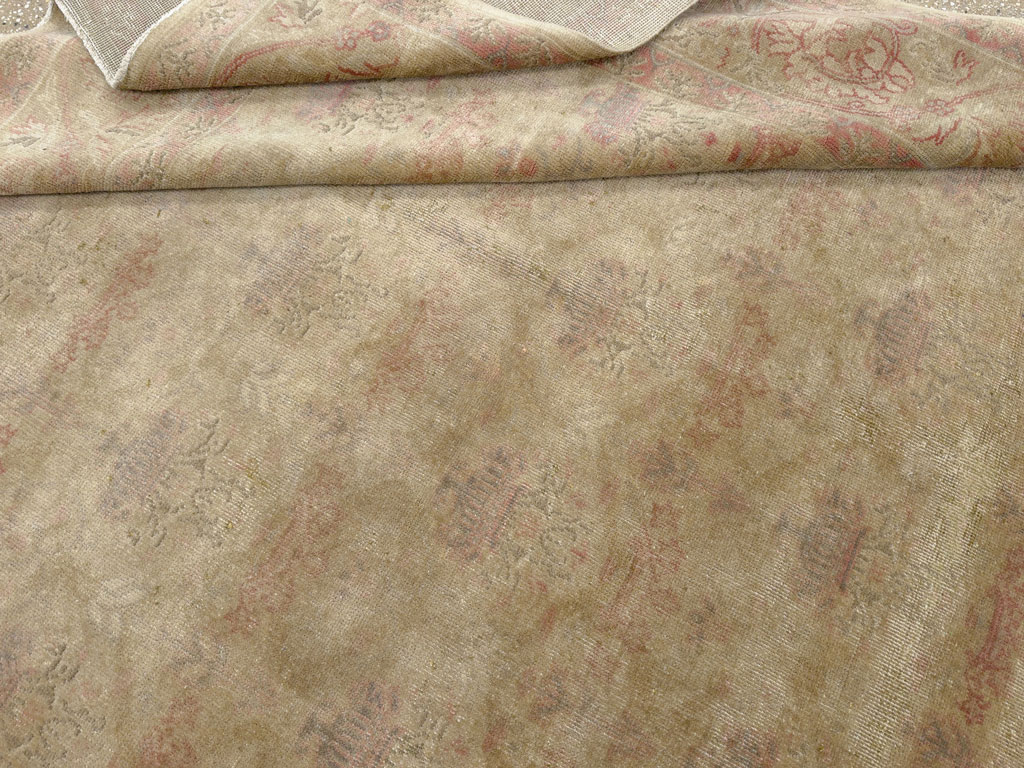 Antique Indian Lahore Accent Rug, No.11036 - Galerie Shabab