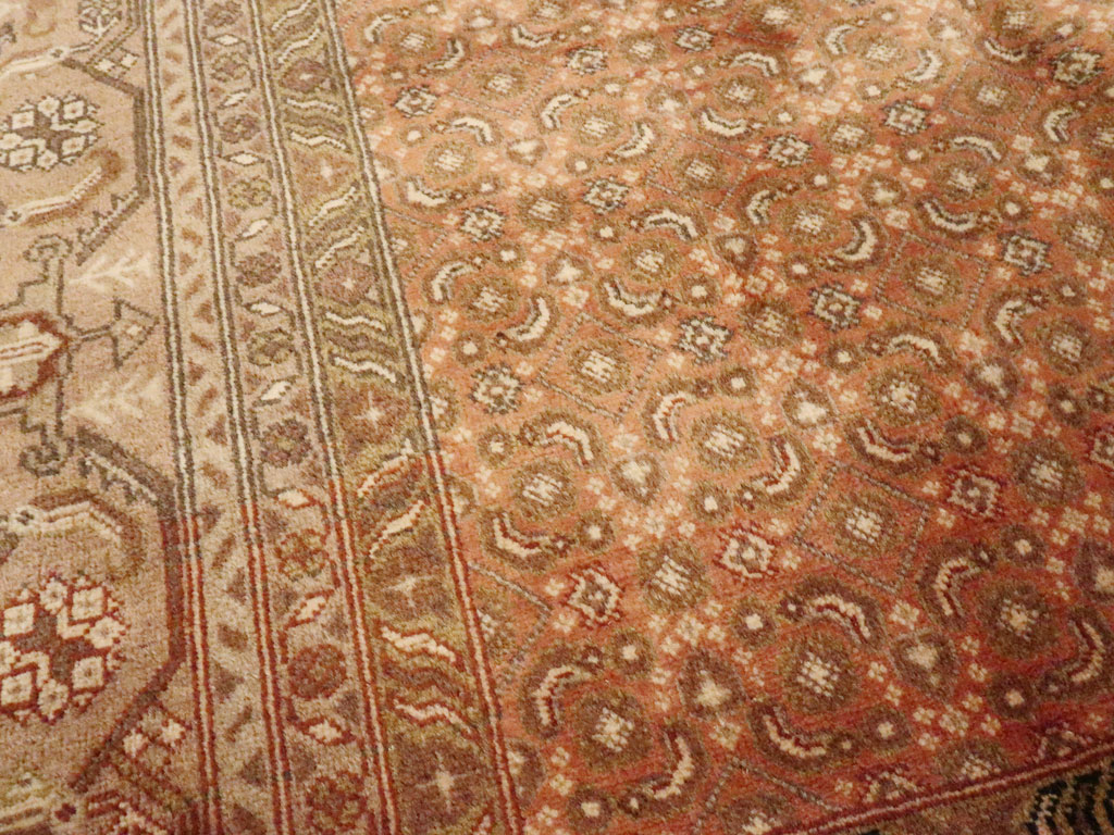 A Tabriz Square Carpet, No.11059 - Galerie Shabab