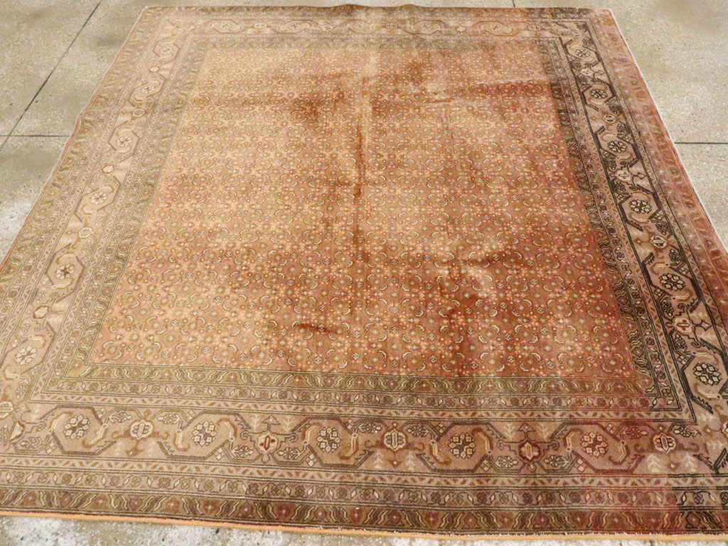 A Tabriz Square Carpet, No.11059 - Galerie Shabab