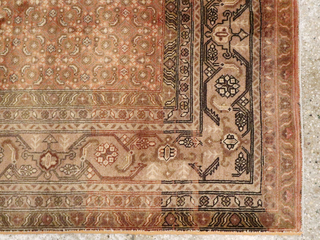 A Tabriz Square Carpet, No.11059 - Galerie Shabab