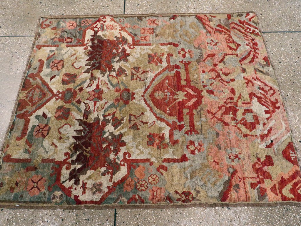 Antique Caucasian Karabagh Rug, No.11066 - Galerie Shabab