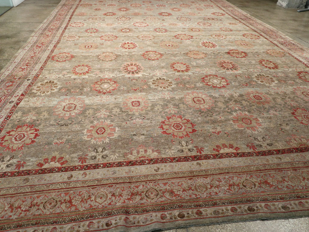 Antique Persian Bidjar Oversize Carpet, No.11081 - Galerie Shabab
