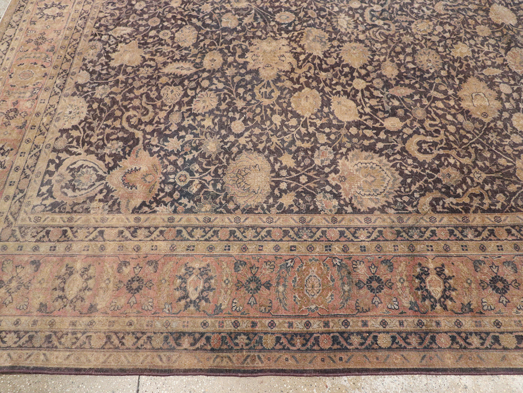 Antique Indian Lahore Room Size Carpet, No.11284 - Galerie Shabab