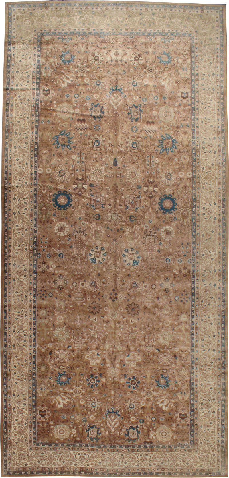 A Lahore Carpet, No.11304 - Galerie Shabab