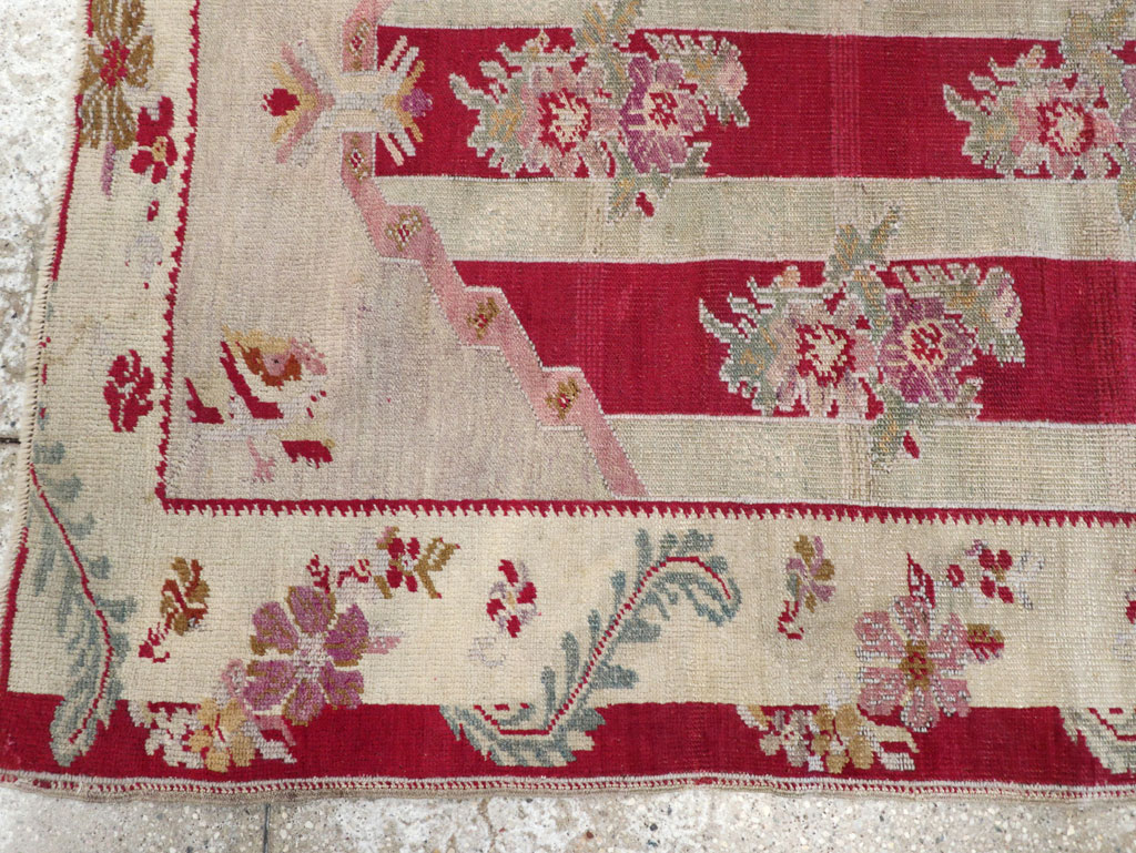 Antique Turkish Ghiordes Throw Rug, No.11327 - Galerie Shabab
