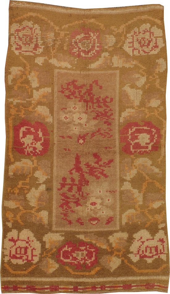 A European Rug, No.11341 - Galerie Shabab