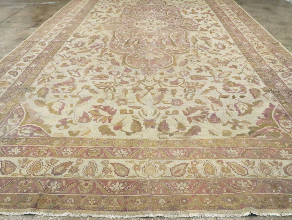 Antique Indian Amritsar Carpet, No.11443 - Galerie Shabab