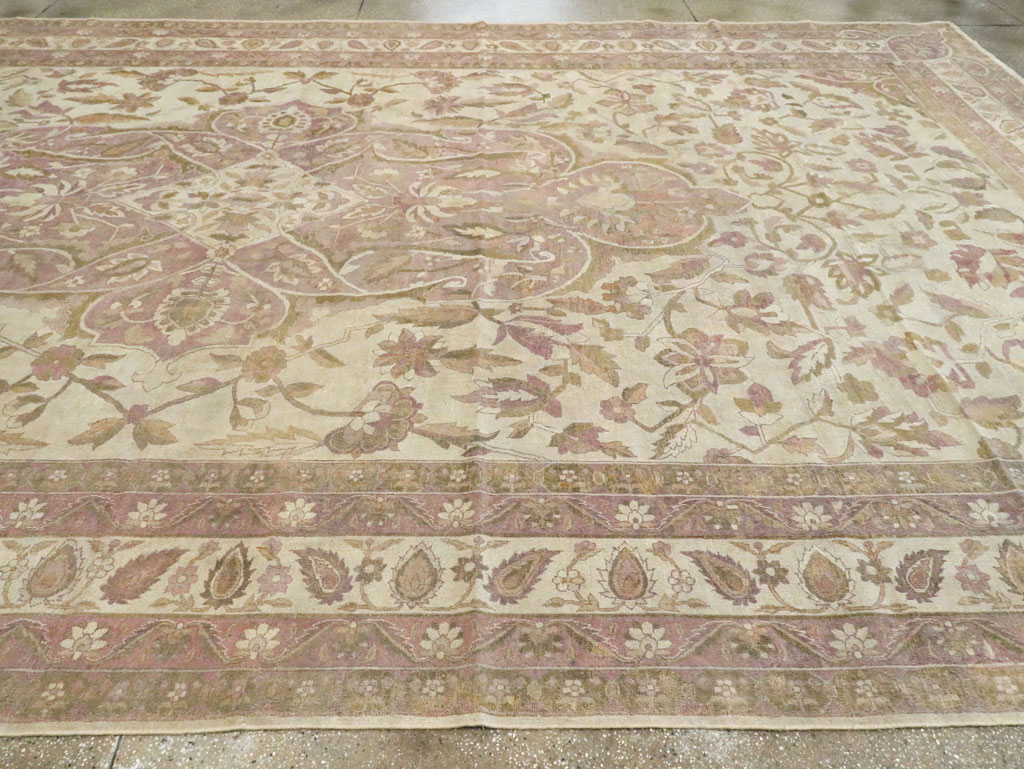 Antique Indian Amritsar Carpet, No.11443 - Galerie Shabab