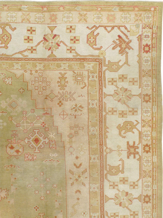Antique Turkish Oushak Carpet, No.11485 - Galerie Shabab