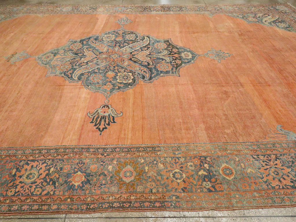 Antique Persian Fereghan Mahal Carpet, No.11491 - Galerie Shabab