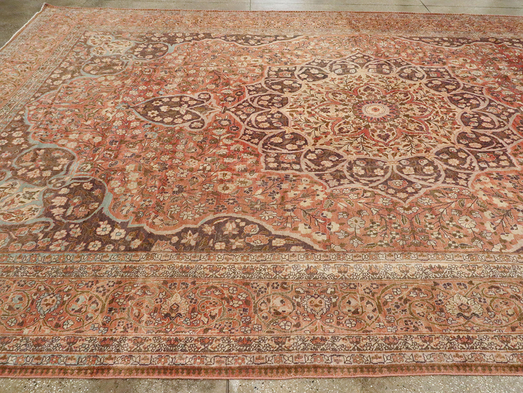 Antique Persian Tabriz Carpet, No.11500 - Galerie Shabab