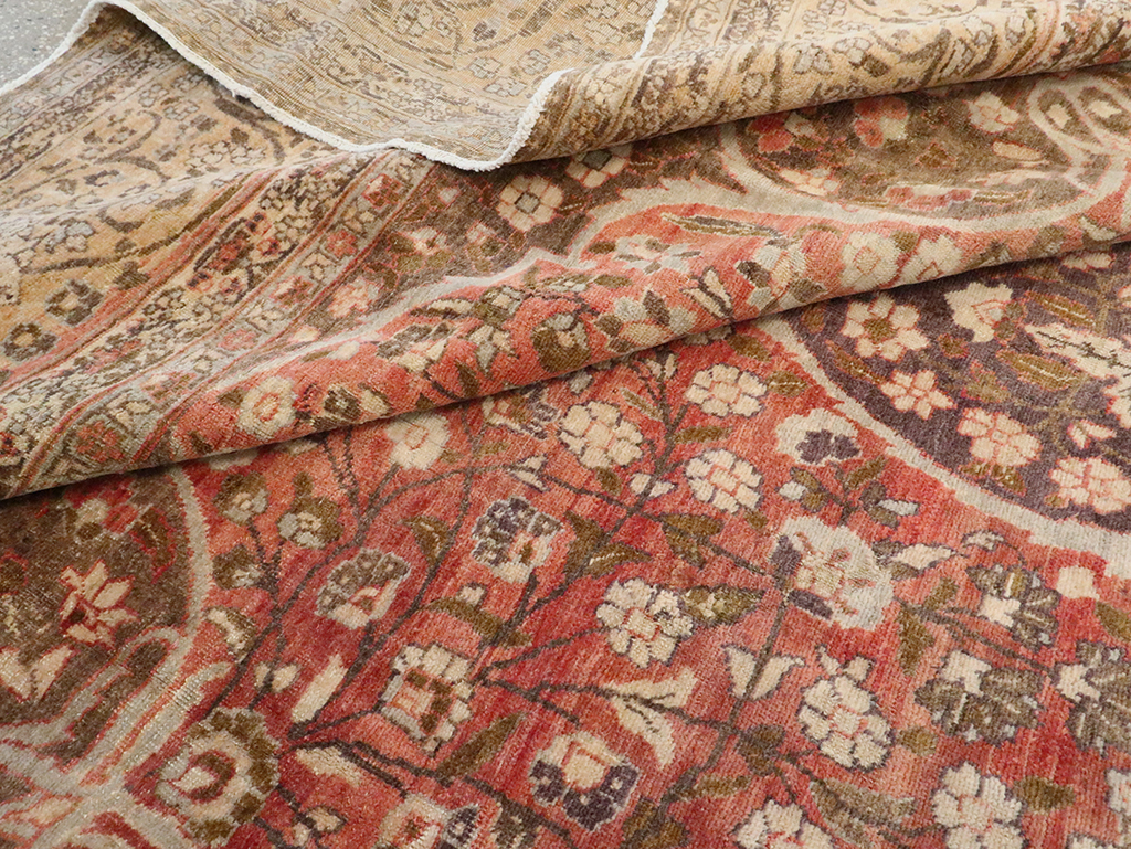 Antique Persian Tabriz Carpet, No.11500 - Galerie Shabab