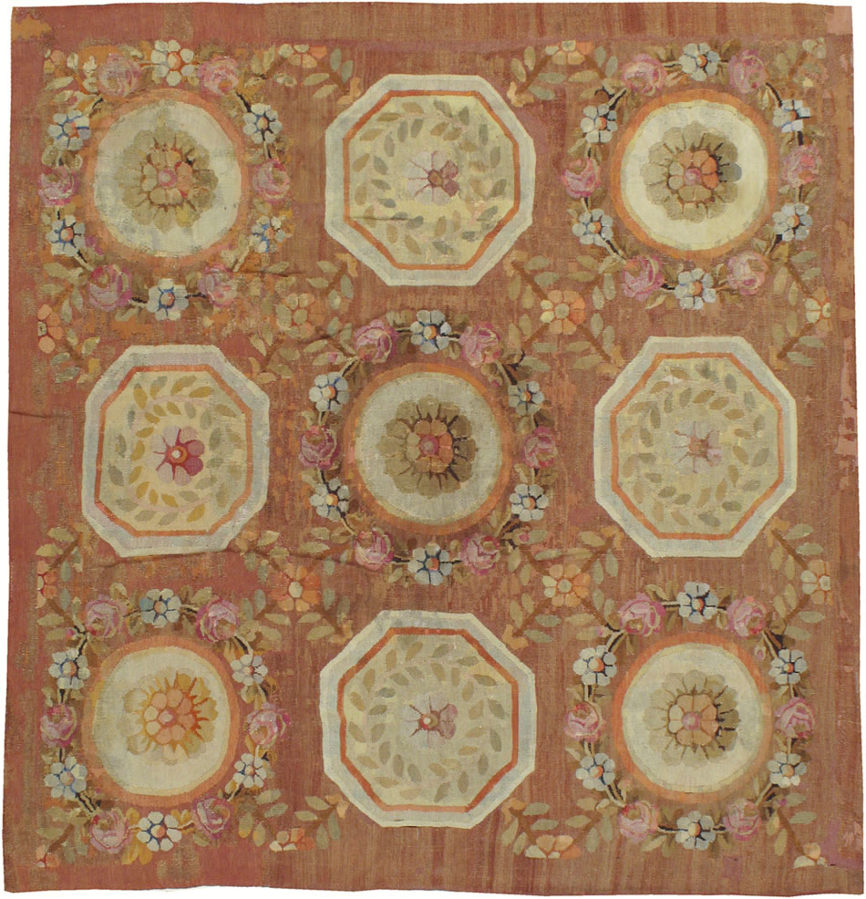 Antique Aubusson Square Carpet, No.11516 - Galerie Shabab