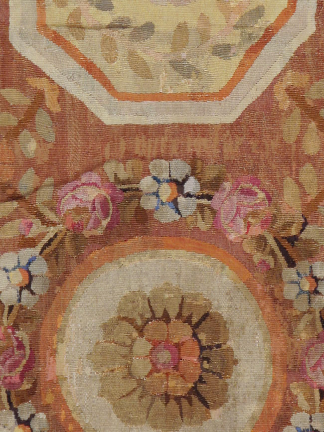Antique Aubusson Square Carpet, No.11516 - Galerie Shabab