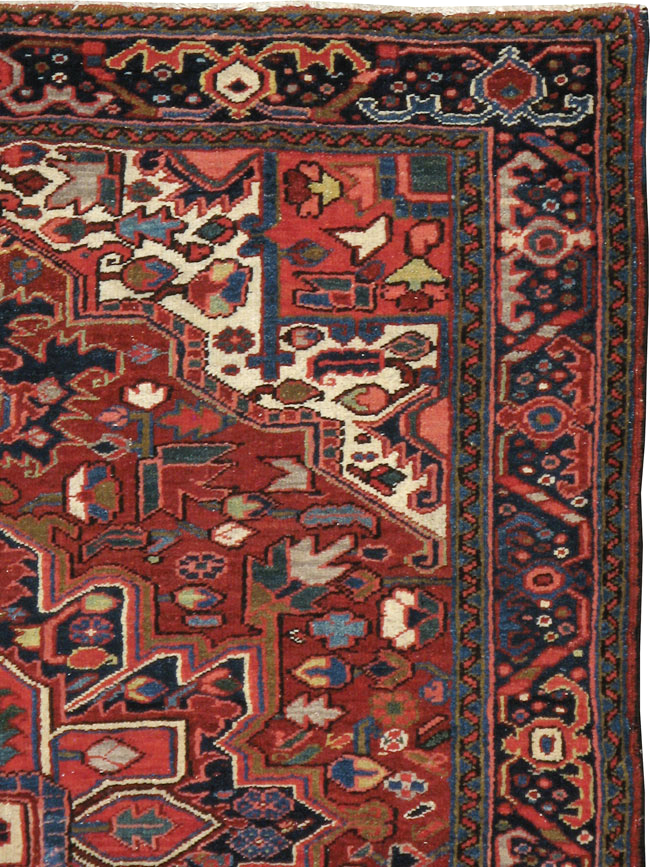 Vintage Persian Heriz Carpet, No.11529 - Galerie Shabab