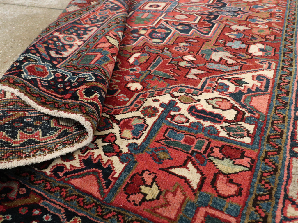 Vintage Persian Heriz Carpet, No.11529 - Galerie Shabab
