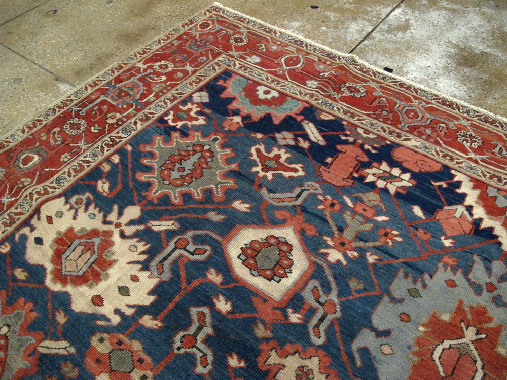 Antique Persian Heriz Square Rug, No.11600 - Galerie Shabab