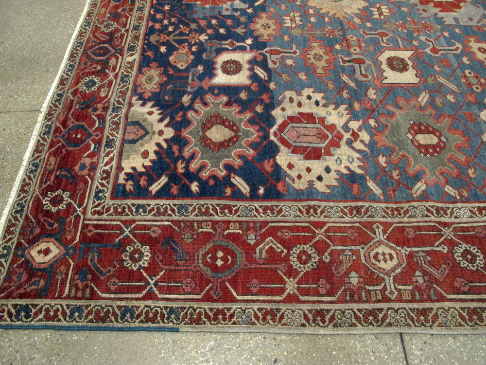 Antique Persian Heriz Square Rug, No.11600 - Galerie Shabab