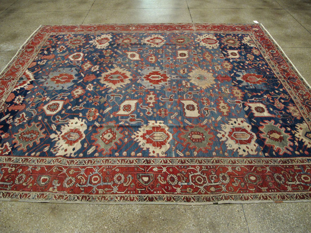 Antique Persian Heriz Square Rug, No.11600 - Galerie Shabab