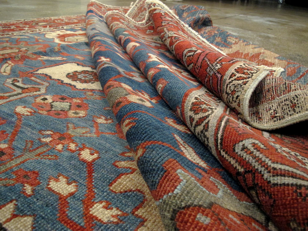 Antique Persian Heriz Square Rug, No.11600 - Galerie Shabab