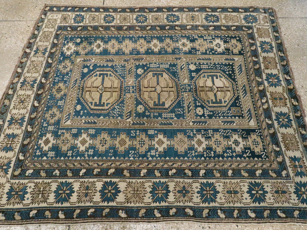 Antique Caucasian Shirvan Rug, No.11616 - Galerie Shabab